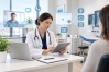 El impacto de la tecnología en las consultas médicas: eficiencia, gestión y experiencia del paciente