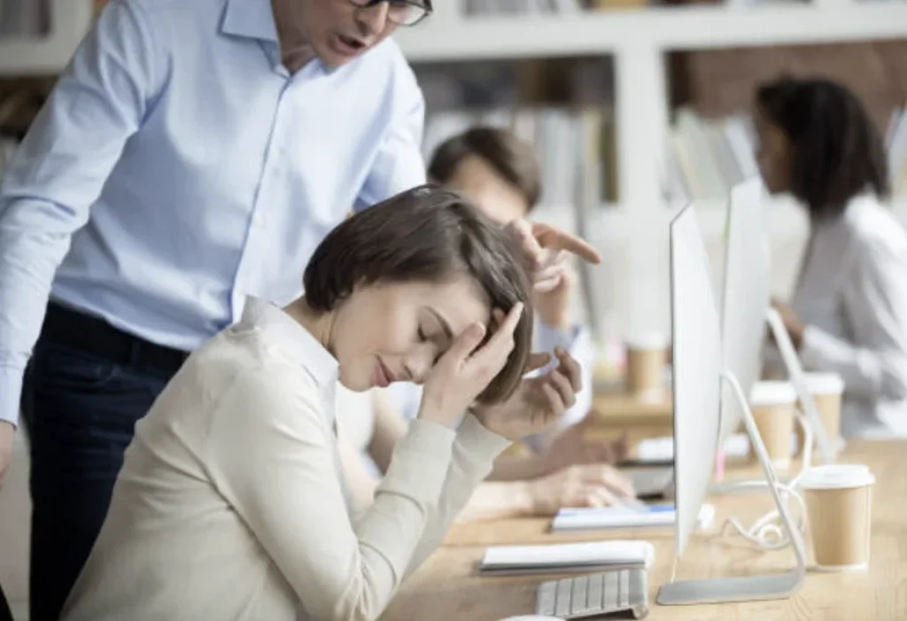 abogados acoso laboral funcionarios