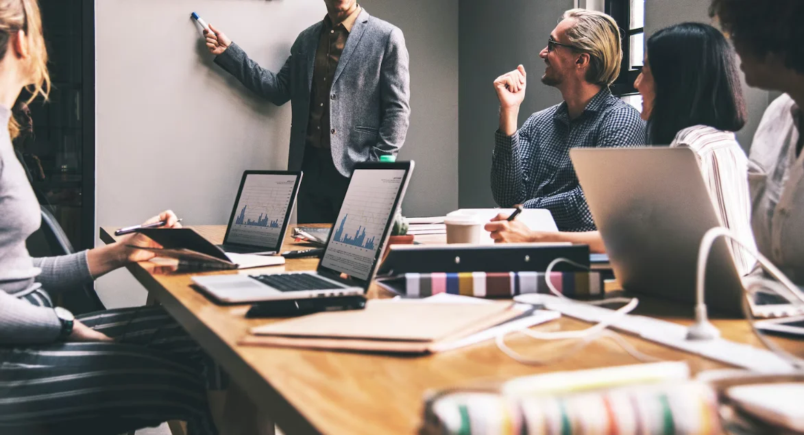 Crear una Identidad Corporativa Exitosa en la Era Digital