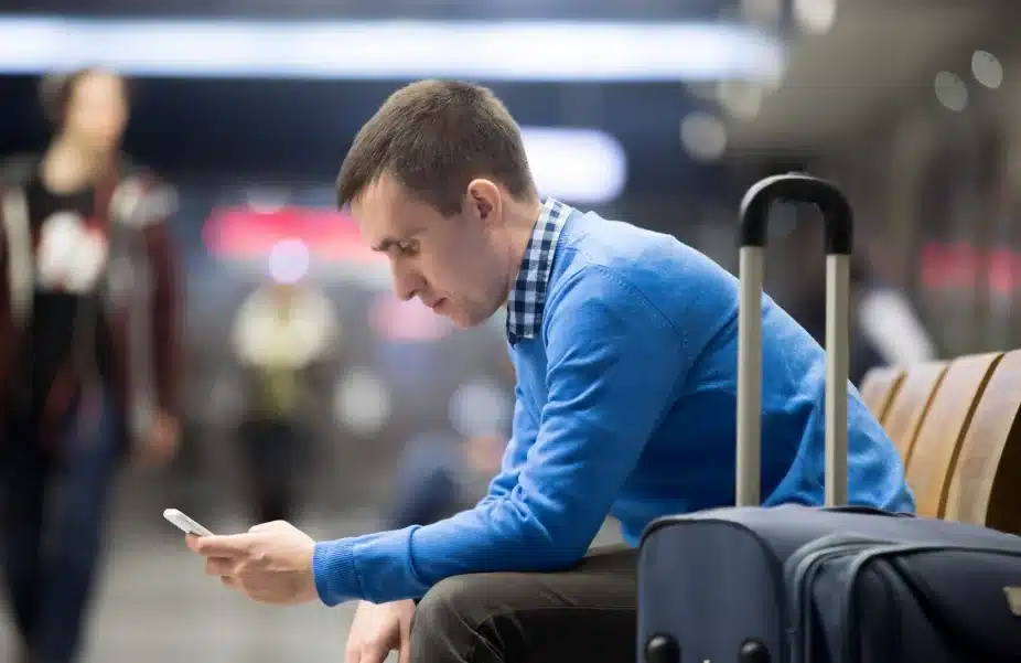 Cómo reclamar un vuelo retrasado o cancelado: derechos del pasajero